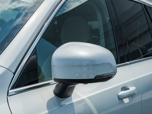 Certified 2023 Volvo XC90 T8 Ultimate AWD/4WD image 15
