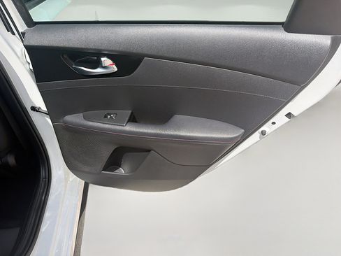 Used 2023 Kia Forte GT image 28