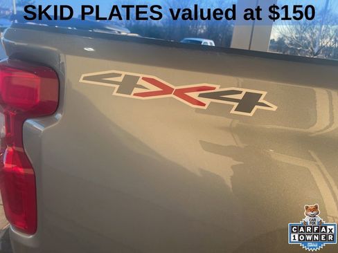 Used 2024 Chevrolet Silverado 3500 LT w/ Convenience Package image 9