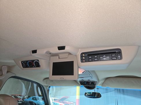 Used 2004 Ford Excursion Limited image 9