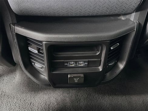 Used 2023 RAM 1500 Laramie AWD/4WD image 28