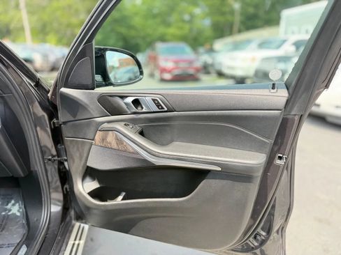 Used 2023 BMW X5 sDrive40i w/ Premium Package RWD image 30