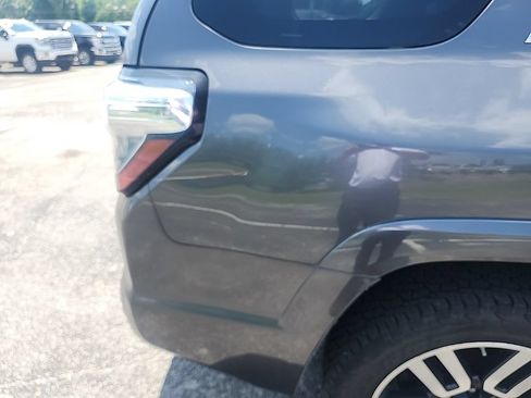 Used 2016 Toyota 4Runner Limited RWD image 26