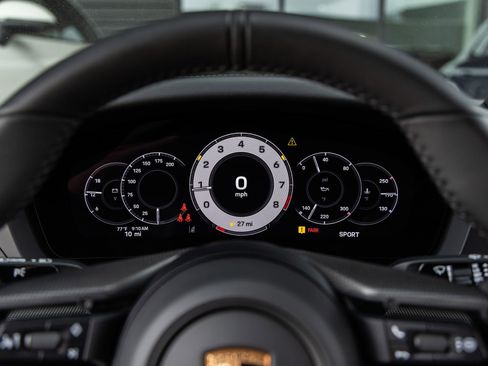 New 2026 Porsche 911 Carrera T image 34