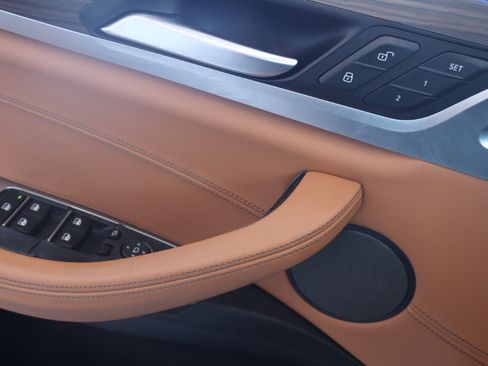 Used 2018 BMW X3 M40i w/ Premium Package image 28