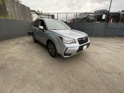 Used 2017 Subaru Forester 2.0XT Premium AWD/4WD image 8