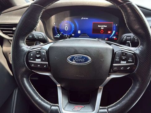 Used 2022 Ford Explorer ST w/ Equipment Group 401A AWD/4WD image 11
