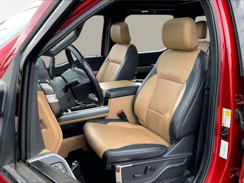 Used 2023 Ford F250 Lariat w/ Tow Technology Package image 15