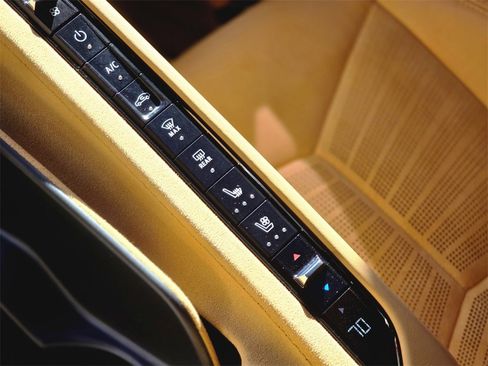 Used 2022 Chevrolet Corvette Stingray Premium Cpe w/ Z51 Performance Package image 26