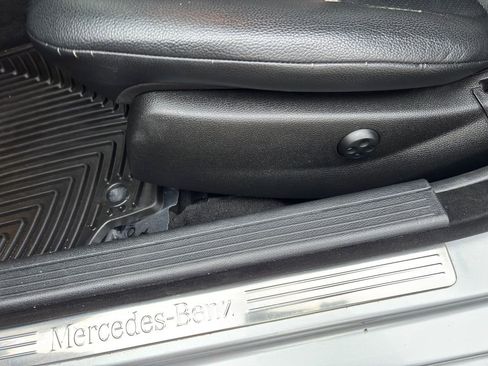 Used 2012 Mercedes-Benz C 300 4MATIC Sedan image 17
