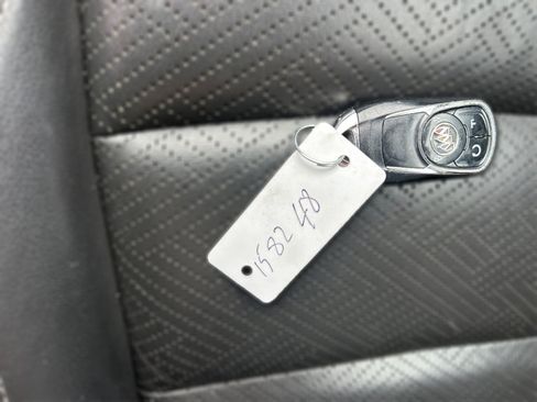 Used 2021 Buick Encore GX Essence w/ Experience Buick Package FWD image 34