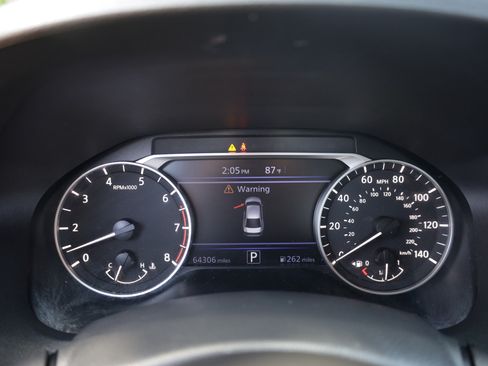 Used 2024 Nissan Altima 2.5 SV FWD image 19