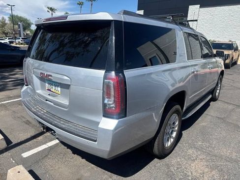 Used 2018 GMC Yukon XL SLT w/ HD Trailering Package AWD/4WD image 8