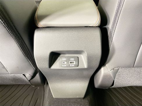 New 2026 Subaru Crosstrek 2.5i Limited w/ Crosstrek Mirror Package image 24