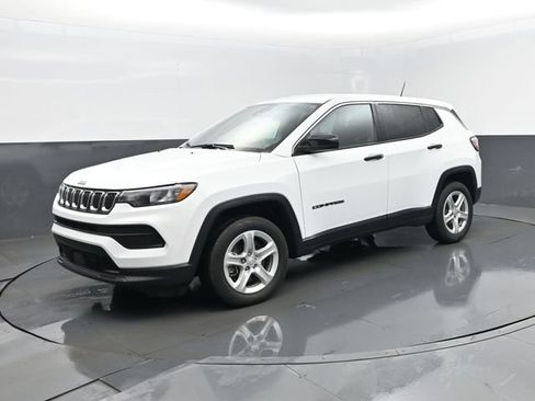 Used 2023 Jeep Compass Sport AWD/4WD image 1
