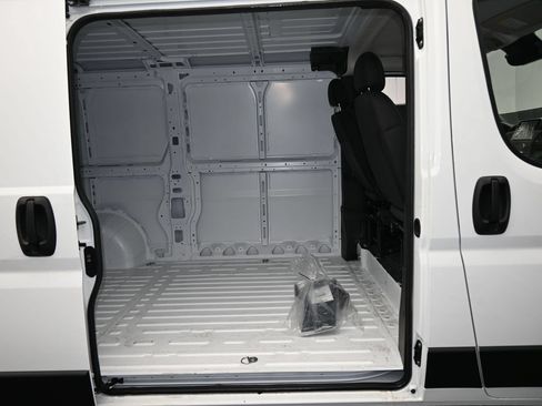 Used 2026 RAM ProMaster 1500 FWD image 31