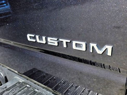 Used 2023 Chevrolet Silverado 1500 Custom RWD image 7