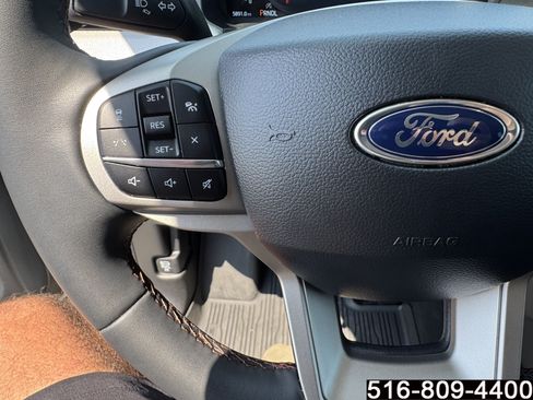 Used 2026 Ford Explorer Active AWD/4WD image 21