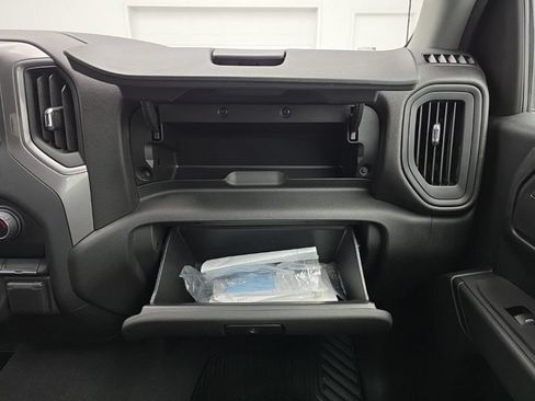 Certified 2021 Chevrolet Silverado 1500 Custom AWD/4WD image 36