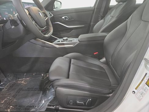 Used 2026 BMW 330i Sedan w/ Convenience Package RWD image 24