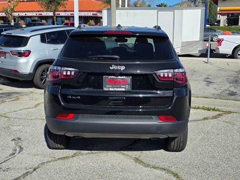 New 2026 Jeep Compass Latitude image 5
