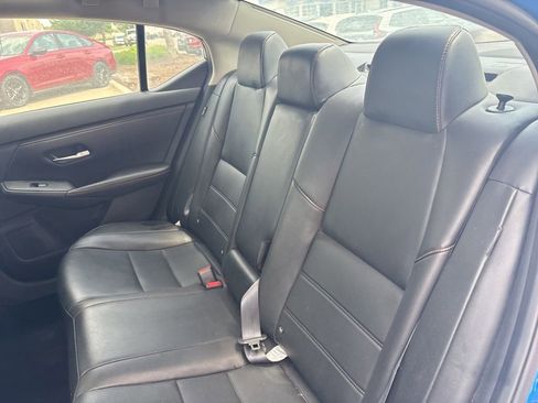 Used 2023 Nissan Sentra SR w/ SR Premium Package FWD image 12