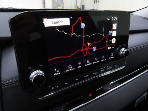 New 2025 Mitsubishi Outlander SE image 17