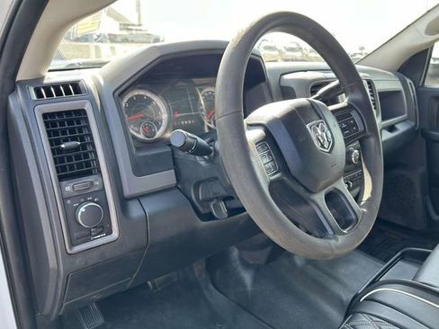 Used 2018 RAM 3500 Tradesman w/ Chrome Appearance Group RWD image 18