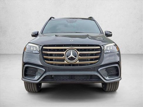New 2026 Mercedes-Benz GLS 450 4MATIC image 6