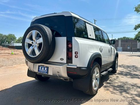 Used 2023 Land Rover Defender 110 SE AWD/4WD image 10