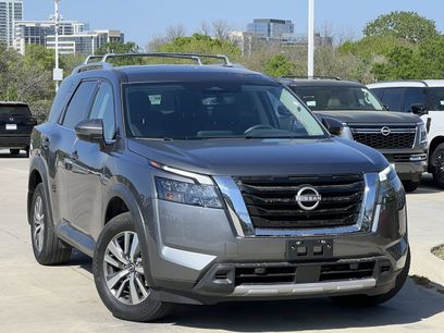 Certified 2025 Nissan Pathfinder SL