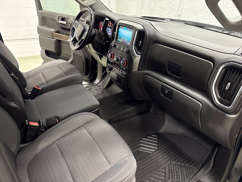 Used 2021 Chevrolet Silverado 1500 LT AWD/4WD image 28