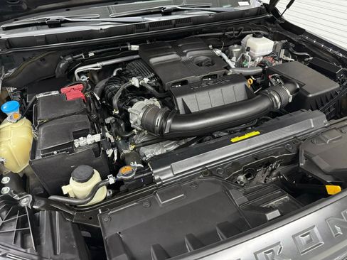 Used 2024 Nissan Frontier Pro-X w/ Technology Package RWD image 48