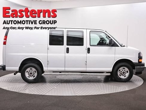 Used 2024 GMC Savana 2500 w/ Driver Convenience Package RWD image 4