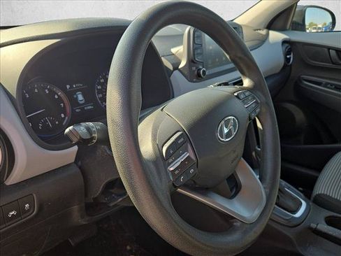 Used 2020 Hyundai Kona SE FWD image 6