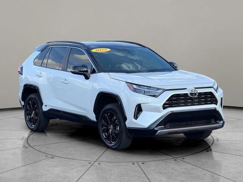 Certified 2025 Toyota RAV4 XSE w/ Advanced Technology Package AWD/4WD image 8