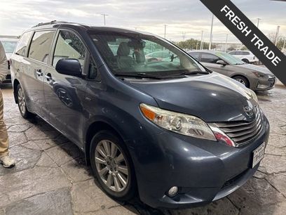 Used 2017 Toyota Sienna XLE