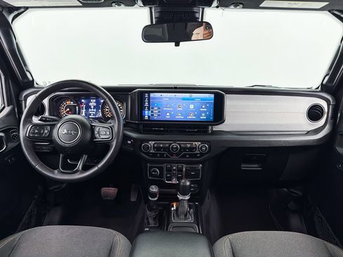 Used 2024 Jeep Wrangler Unlimited Sport AWD/4WD image 18