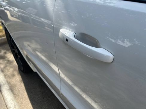 Used 2020 Dodge Durango SXT RWD image 10