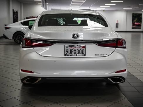 Used 2025 Lexus ES 350 w/ Premium Package FWD image 7