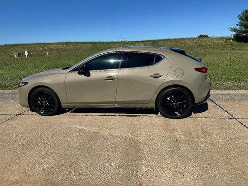 Certified 2025 MAZDA MAZDA3 Carbon image 9