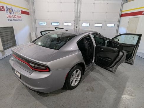 Used 2016 Dodge Charger SE w/ Popular Equipment Group image 15