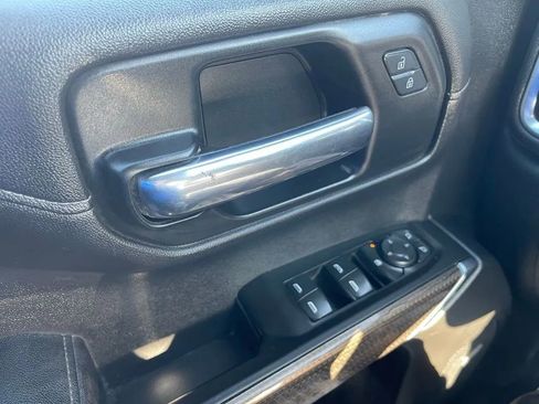 Used 2020 Chevrolet Silverado 1500 RST image 29