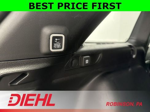 New 2026 Jeep Grand Cherokee Altitude AWD/4WD image 11