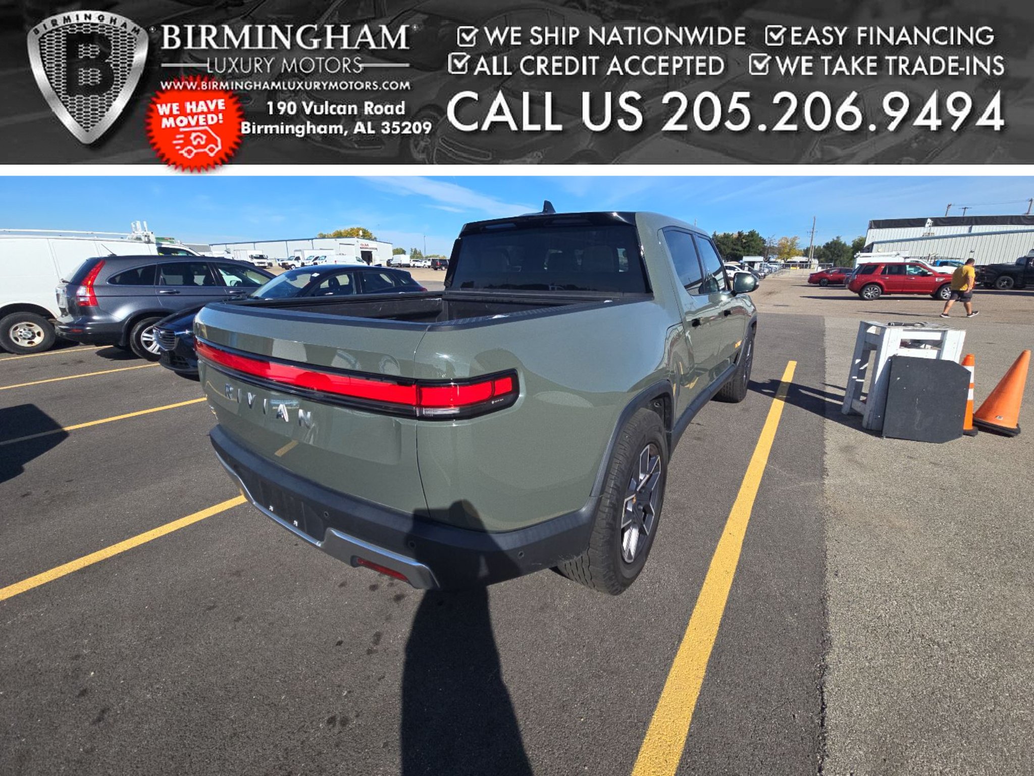 Used 2022 Rivian R1T Launch Edition AWD/4WD image 2