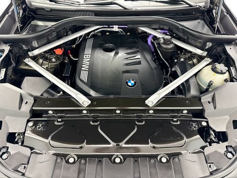 Used 2024 BMW X5 xDrive40i w/ Premium Package image 28