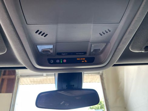 Used 2021 GMC Acadia SLE image 50