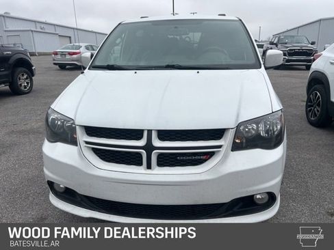 Used 2017 Dodge Grand Caravan GT image 5