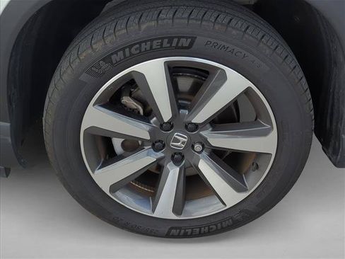 Used 2023 Honda Pilot Touring image 25