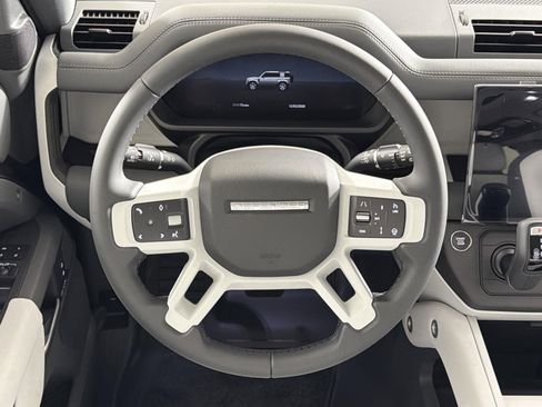 New 2026 Land Rover Defender 110 X-Dynamic SE image 10